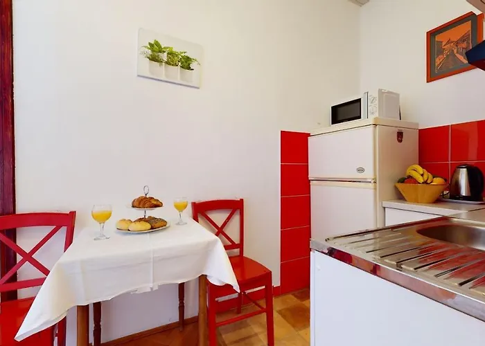 Ivanisevic Lägenhet *