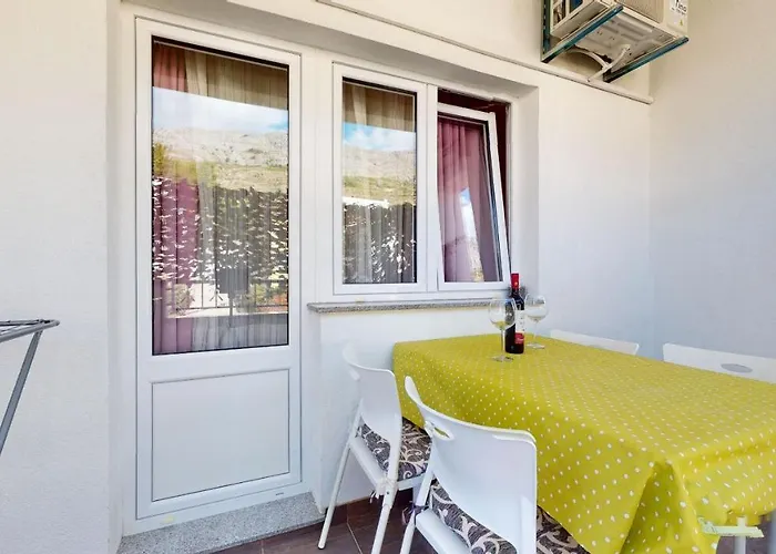 Ivanisevic Lägenhet Omiš